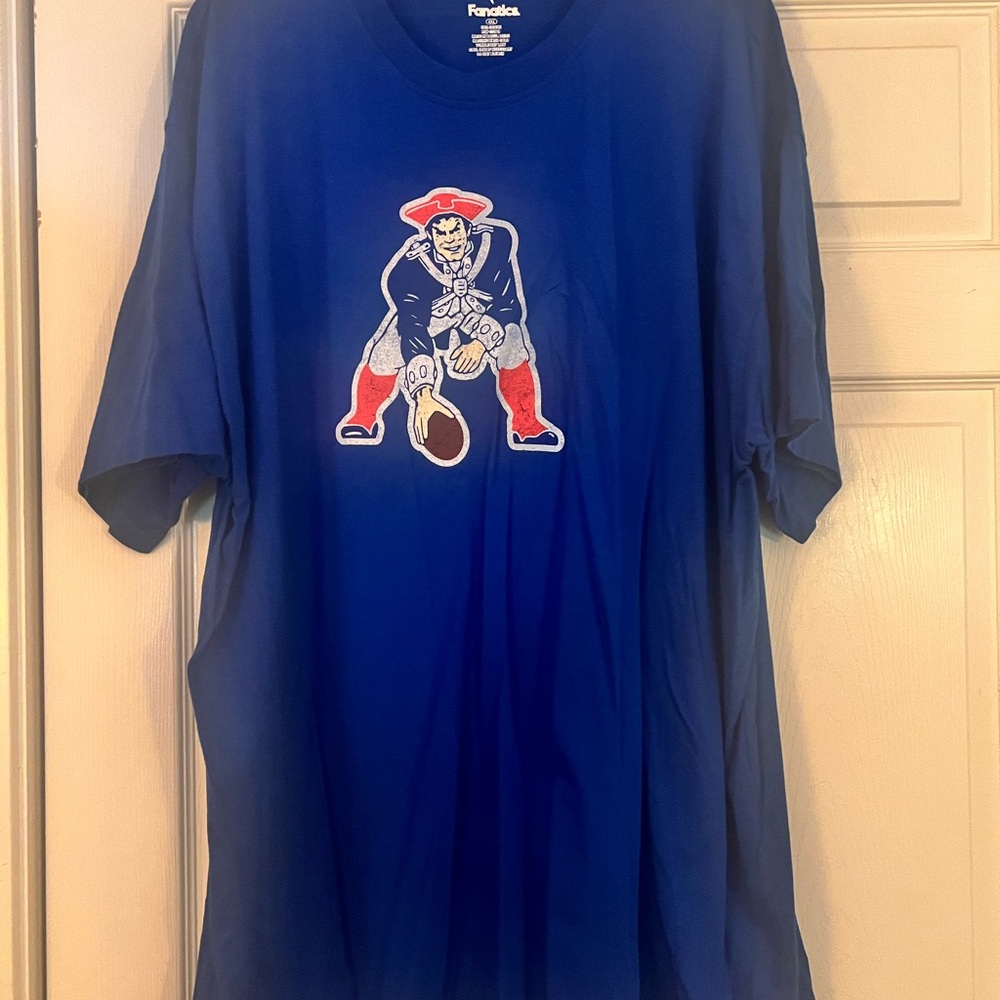 Fanatics Men's New England patriot T-shirt